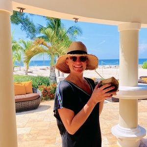 Meet your Posher, Christina